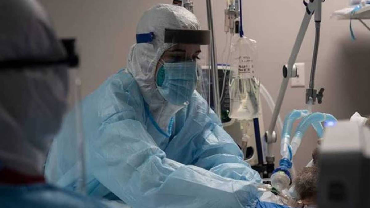 ಖಾಸಗಿ ಆಸ್ಪತ್ರೆಗೆ ರೋಗಿಗಳನ್ನು ಸಾಗಿಸಿದ್ರೆ ಕಮಿಷನ್ ಫಿಕ್ಸ್ - ವಿಕ್ಟೋರಿಯಾ ಆವರಣದಲ್ಲಿ ಬಯಲಾಯ್ತು ದೊಡ್ಡ ಜಾಲ!!