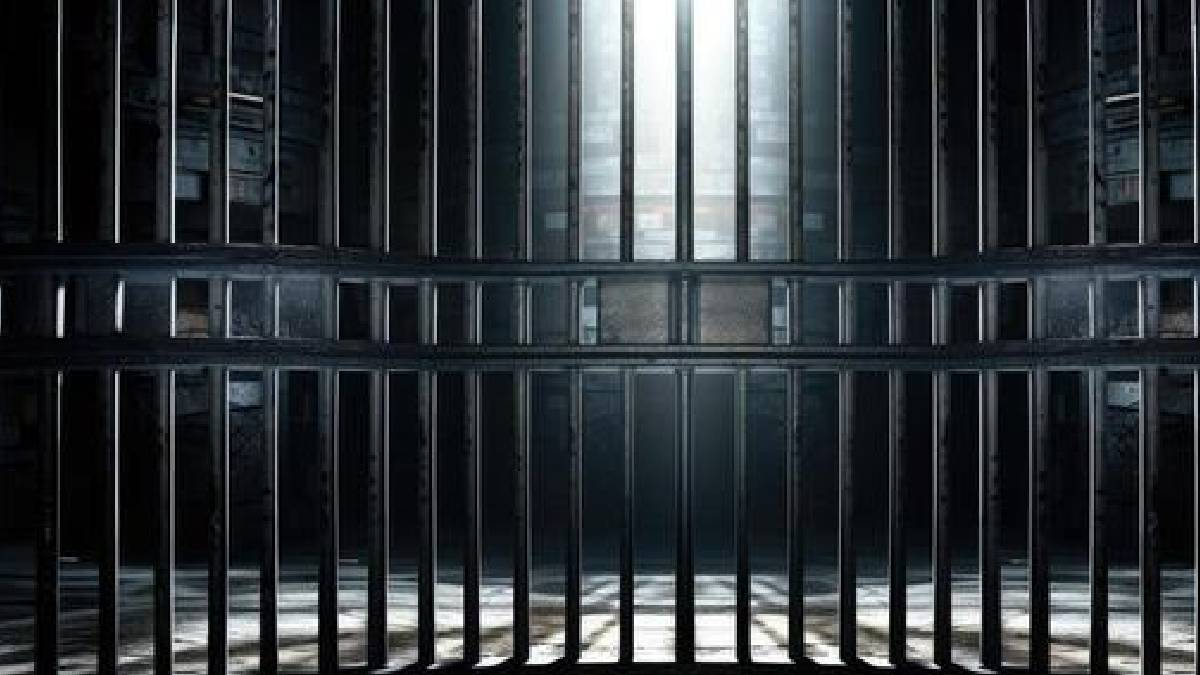 ಜೈಲು ಇನ್ನು 'ರೆಸಾರ್ಟ್' ಅಲ್ಲ - ಅಕ್ರಮಗಳಿಗೆ ಬ್ರೇಕ್ ಹಾಕಿದ ಅಲೋಕ್ ಕುಮಾರ್ ಹೊಸ ರೂಲ್ಸ್!!