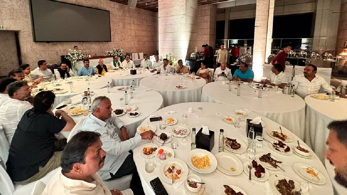 ಬಜೆಟ್ ಅಧಿವೇಶನದ ನಂತರ ದೊಡ್ಡ ಬದಲಾವಣೆ? ರಾತ್ರಿ ನಡೆದ ಆ 'ಡಿನ್ನರ್ ಮೀಟಿಂಗ್' ರಹಸ್ಯ ಇಲ್ಲಿದೆ!!