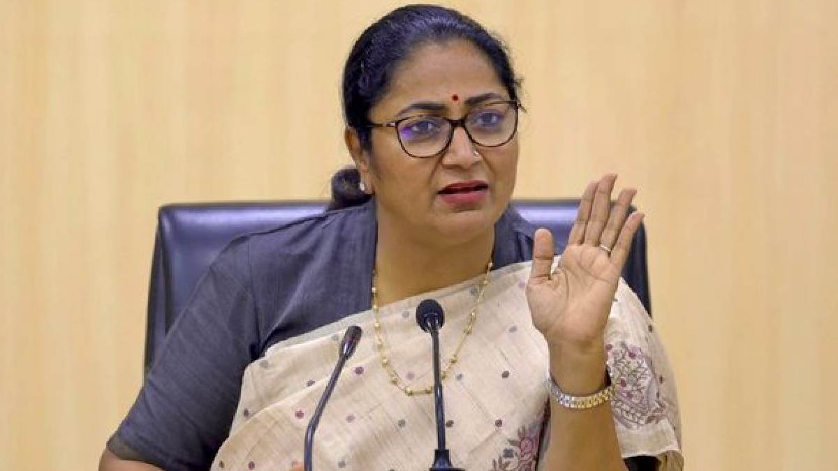 Delhi Budget 2026: CM Rekha Gupta Unveils ₹1.03 Lakh Crore Plan; Focus on Infrastructure, Health & Welfare