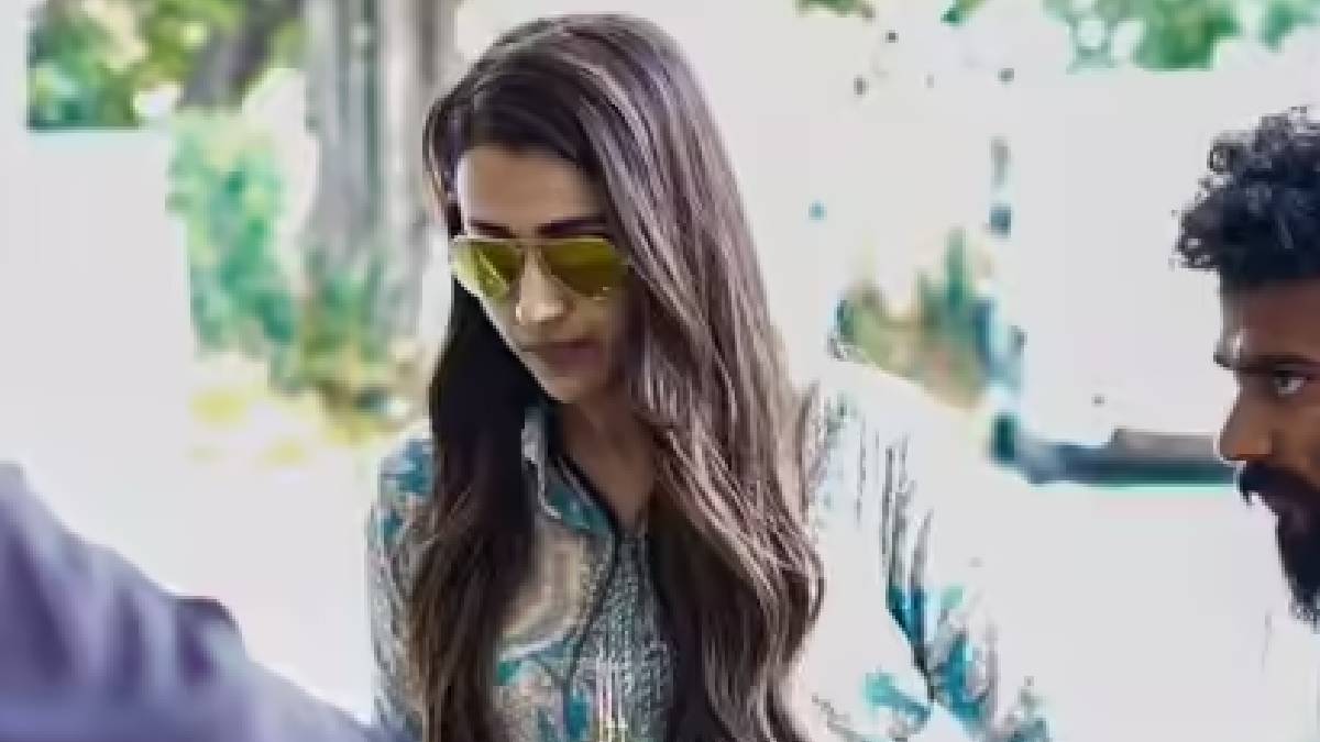 Trisha Avoids Media After Wedding Event Appearance With Thalapathy Vijay