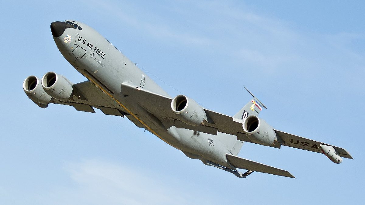 US KC-135 Stratotanker Crashes Near Iraq–Jordan Border