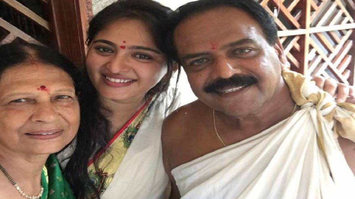 ಮಂಗಳೂರು ಮೂಲದ ಬೆಡಗಿ ಅನುಷ್ಕಾ ಮದುವೆ ಫಿಕ್ಸ್ ಆಯ್ತಾ? ಕುಟುಂಬಕ್ಕೆ ಆಪ್ತವಾಗಿರುವ ಉದ್ಯಮಿ ಜೊತೆ ಸಪ್ತಪದಿ!!