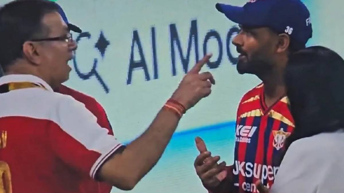 ಲಕ್ನೋ ಮಾಲೀಕನಿಂದ ಪಂತ್‌ಗೆ ಕ್ಲಾಸ್? ಮೈದಾನದಲ್ಲೇ ಕೈ ಬೆರಳು ತೋರಿಸಿ ಗದರಿಸಿದ ಗೋಯೆಂಕಾ - ವೈರಲ್ ಆಯ್ತು ಈ ಫೋಟೋ!!