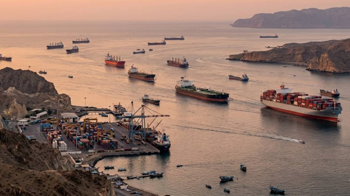 ಯುದ್ಧದ 36ನೇ ದಿನ ಸಿಕ್ಕಿತು ಶುಭ ಸುದ್ದಿ: ಹೋರ್ಮುಜ್ ಸಮುದ್ರ ಮಾರ್ಗದಲ್ಲಿ ಇರಾನ್ ಸೇನೆಯಿಂದ ಹೊಸ ಪ್ರೊಟೊಕಾಲ್!!