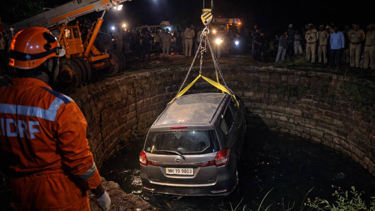 ಭೀಕರ ಅಪಘಾತ: ಬಾವಿಗೆ ಬಿದ್ದ ಕಾರು, ಒಂದೇ ಕುಟುಂಬದ ಒಂಬತ್ತು ಮಂದಿ ಸಾವು - ಇದೆಂಥಾ ಘೋರ ಘಟನೆ ದೇವರೇ!!