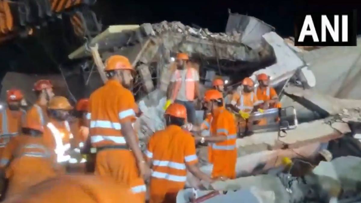 Madhya Pradesh Tragedy: 4-Storey Hotel Collapses in Anuppur, One Dead, Several Feared Trapped