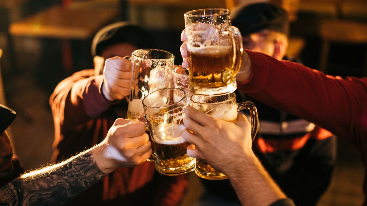 Karnataka: Beer Sales Spike Amid Scorching Summer Heat, Revenue Jumps Over ₹105 Crore