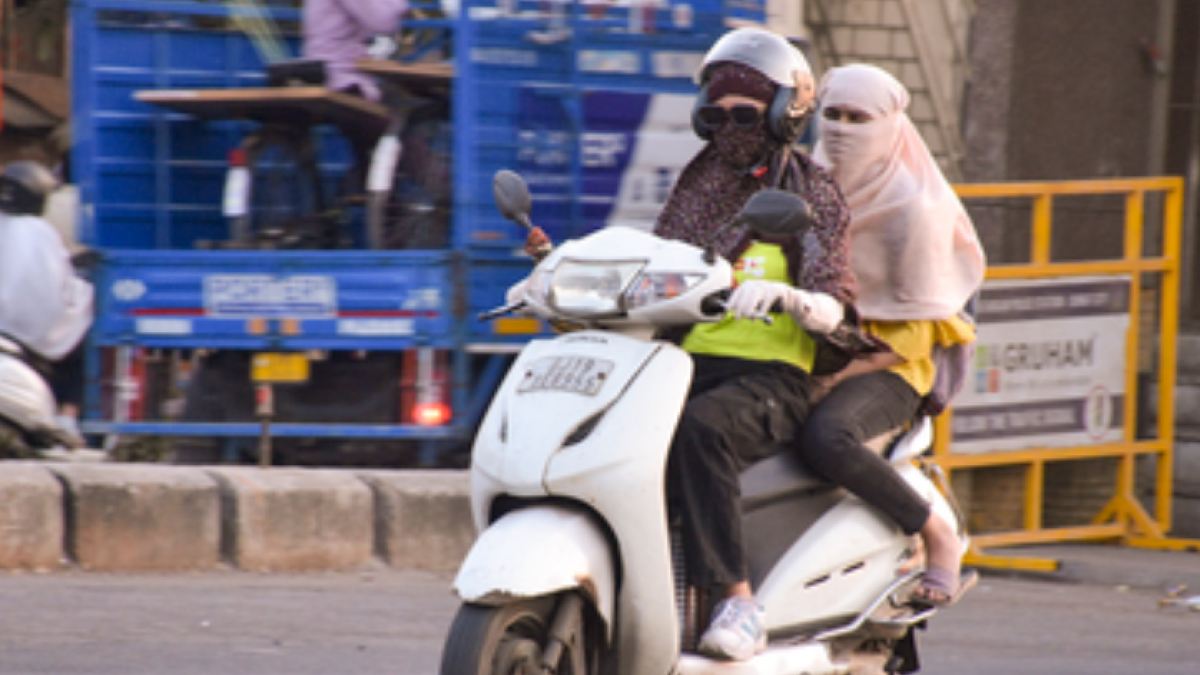 Delhi Weather Today: Scorching Heat Above 40°C Grips Capital, IMD Issues Warning