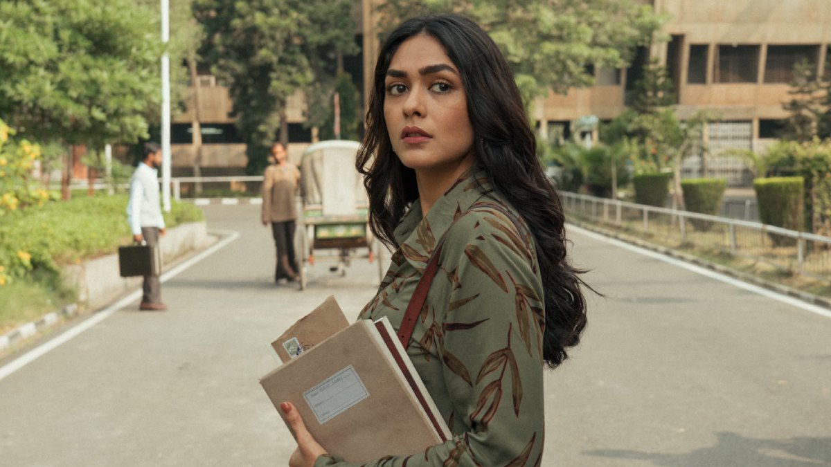 Mrunal Thakur Responds to Dating Rumors, Says Career Comes First