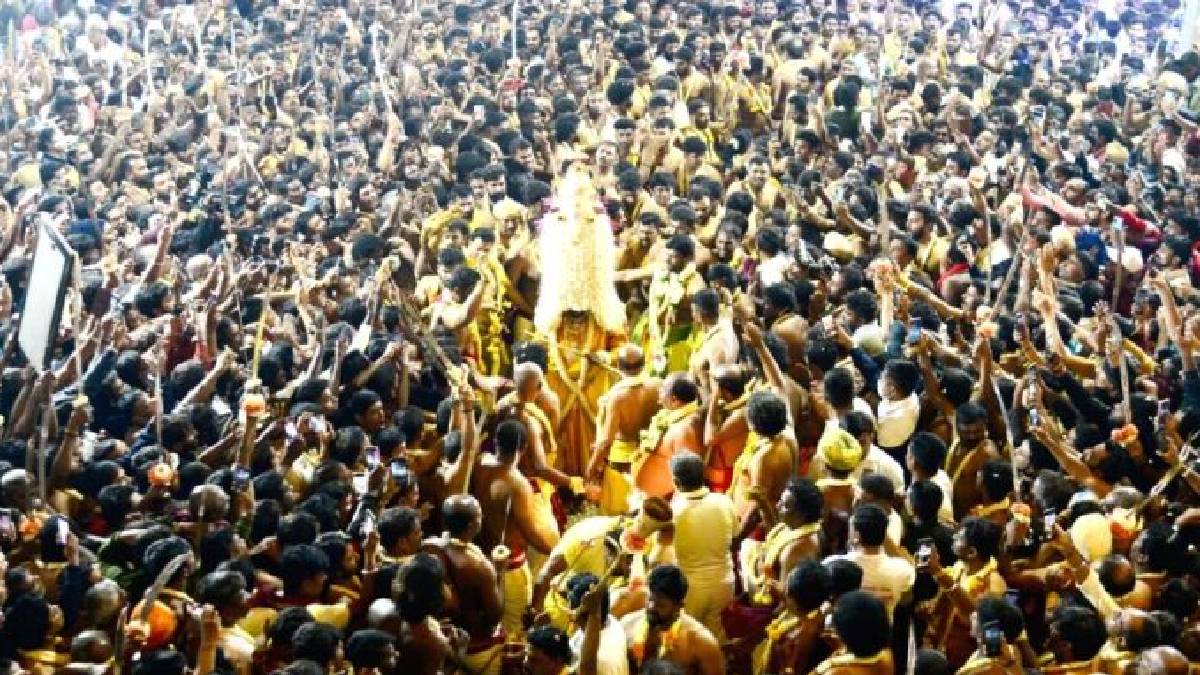 ಬೆಂಗಳೂರು ಕರಗ ಉತ್ಸವ - ನಾಳೆ ರಾತ್ರಿ ಈ ರಸ್ತೆಗಳಲ್ಲಿ ಹೋಗೋ ಪ್ಲಾನ್ ಇದೆಯಾ? ಮೊದಲು ಇದನ್ನು ಓದಿ!!