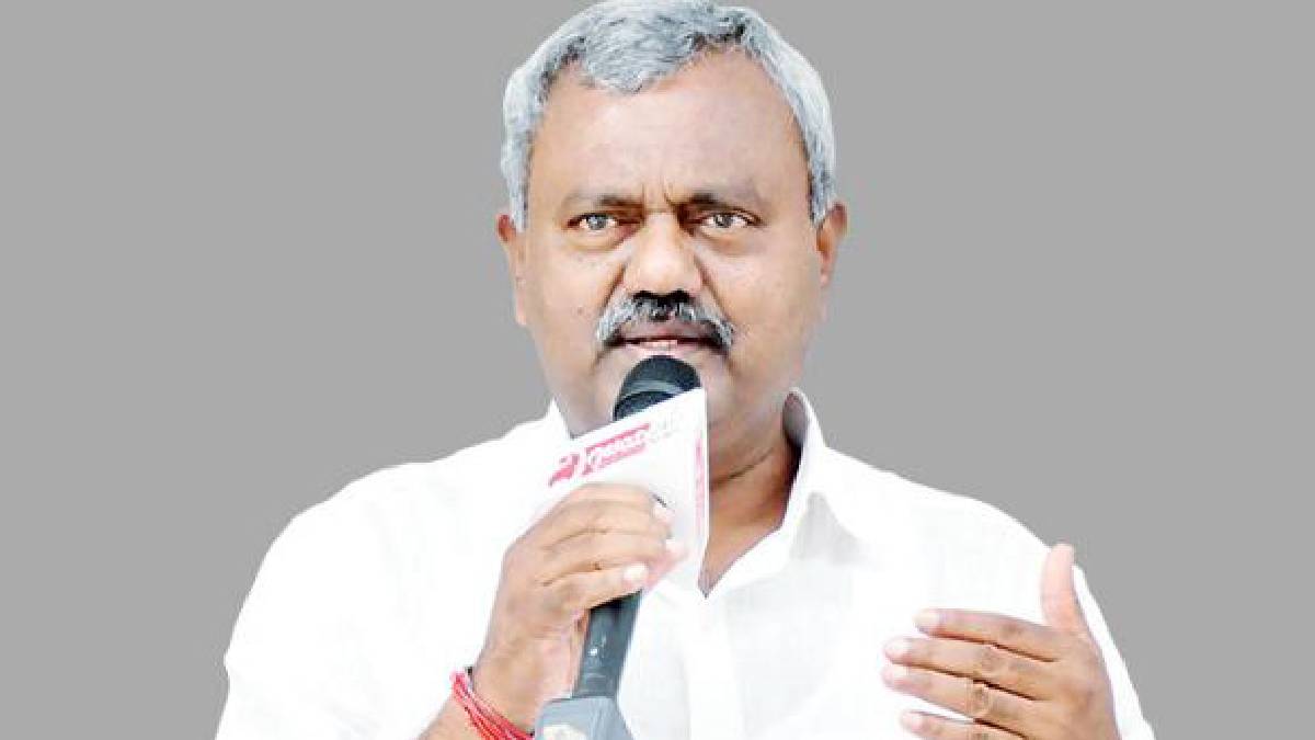 ಸೋಮಶೇಖರ್ ಹರಿಸಿದ 13 ಪ್ರಶ್ನೆಗಳ ಬಾಂಬ್ - ಯಡಿಯೂರಪ್ಪ ಮೌನದ ಹಿಂದೆ ಅಡಗಿದೆಯೇ ದೊಡ್ಡ ಸುನಾಮಿ!!