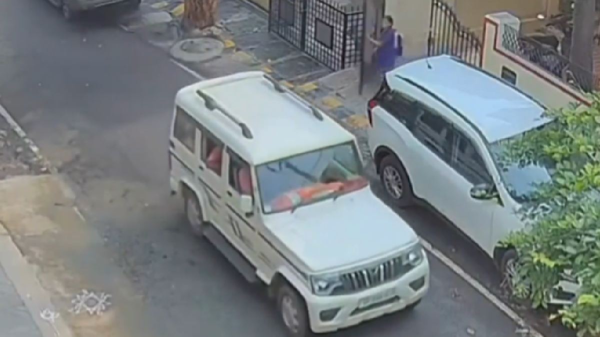 Suspicious Bolero Vehicle in Bengaluru Allegedly Tried to Lure Schoolgirl, Police Investigating