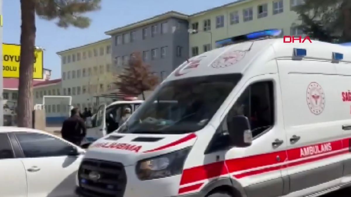 Turkey School Shooting: 16 Injured in Sanliurfa, Teen Gunman Dies by Suicide
