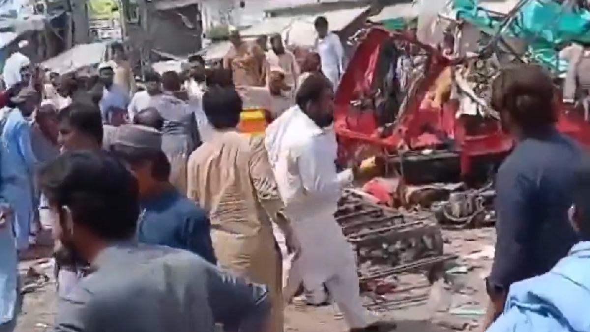 Suicide Blast In Pakistan’s Khyber Pakhtunkhwa Kills 8, Injures 35
