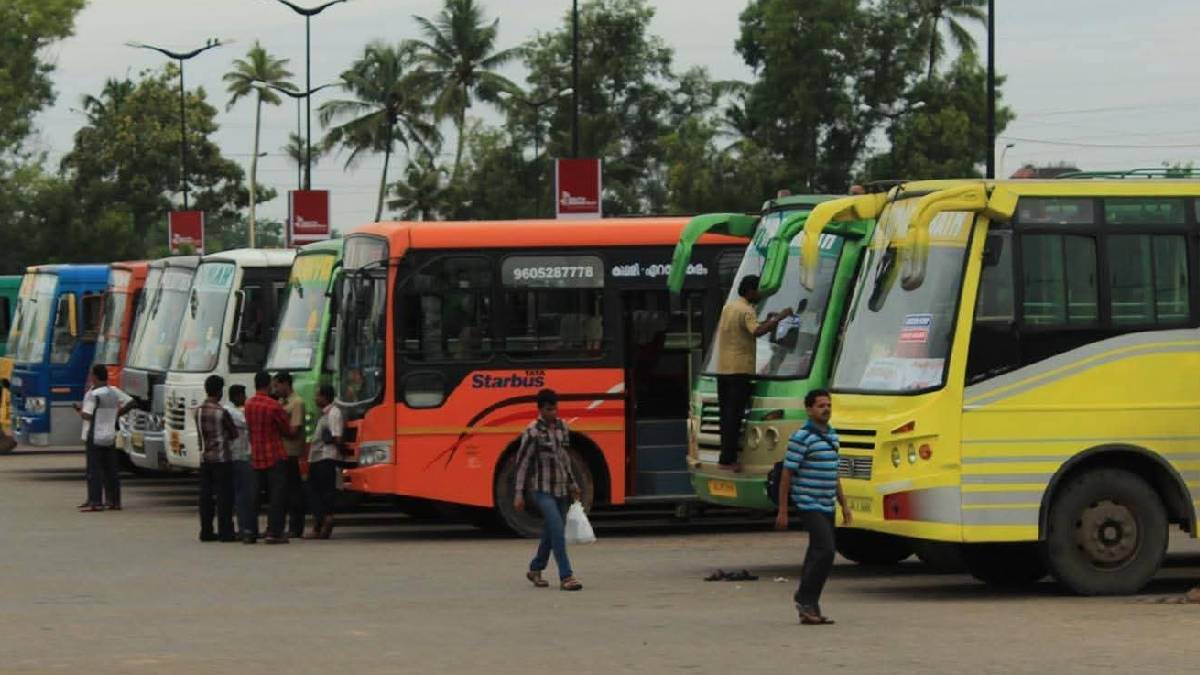 ಬೆಂಗಳೂರಿನಿಂದ ಊರಿಗೆ ಹೋಗುವವರಿಗೆ ಬಿಗ್ ಶಾಕ್ | Photo Credit: www.cppr.in/articles/reviving-keralas-private-bus
