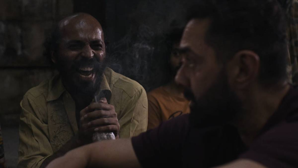 ಬಾಲಿವುಡ್ ಅಂಗಳಕ್ಕೆ ಮೊಟ್ಟೆ ಕಥೆಯ ಹೀರೋ; | Photo Credit: https://www.youtube.com/channel/UC_A7K2dXFsTMAciGmnNxy-Q