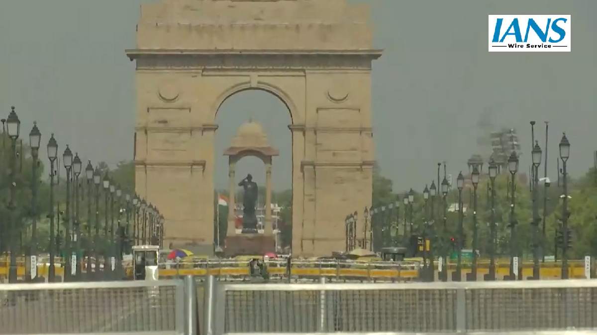Delhi Sizzles at 46.1°C, Records Hottest Day of the Season Amid Severe Heatwave