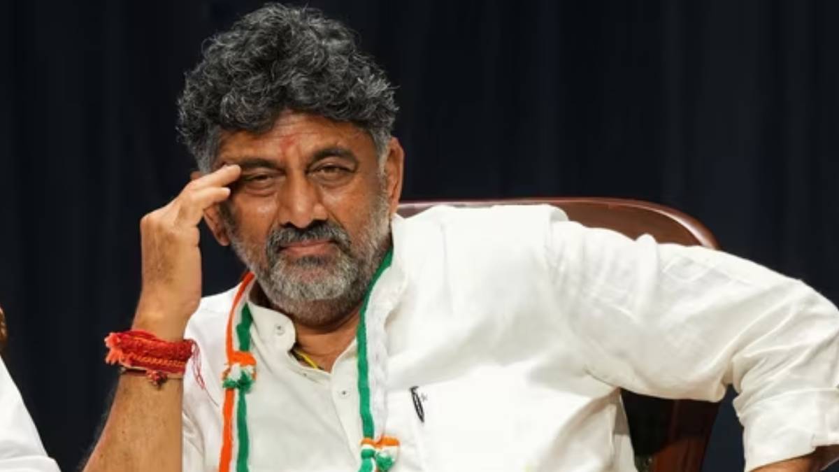 ಕೊನೆಗೂ 'ನುಡಿದಂತೆ ನಡೆದ' ಸಿದ್ದರಾಮಯ್ಯ - ಡಿಕೆ ಶಿವಕುಮಾರ್ ಅವರ ಮುಂದಿನ ಆಡಳಿತದ ದಾರಿ ಸುಲಭ ಇರುತ್ತಾ?