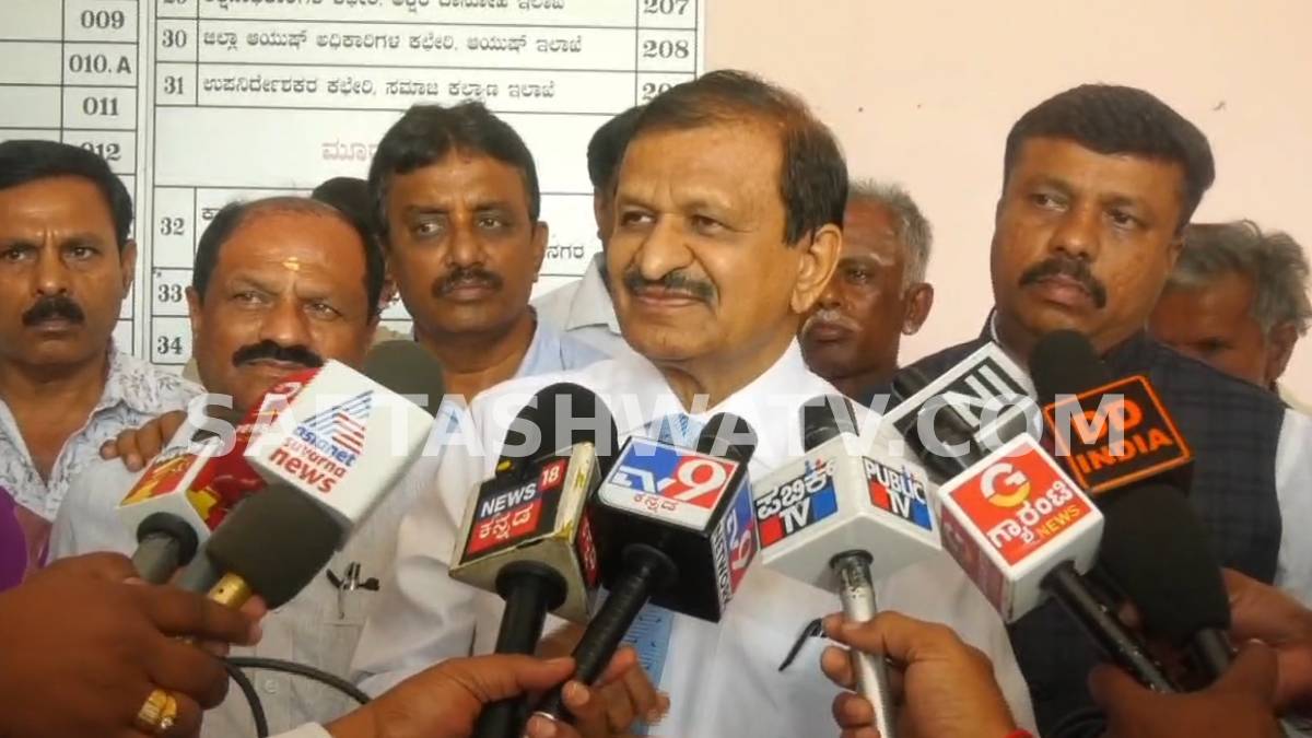 ರಾಮನಗರ ಅಧಿಕಾರಿಗಳ ಹಣೆಬರಹ ಬದಲಿಸಿದ ಮಂಜುನಾಥ್ - ಸಭೆಯಲ್ಲಿ ನಡೆದ ಆ ಹೈಡ್ರಾಮಾ ವಿಡಿಯೋ ವೈರಲ್!!