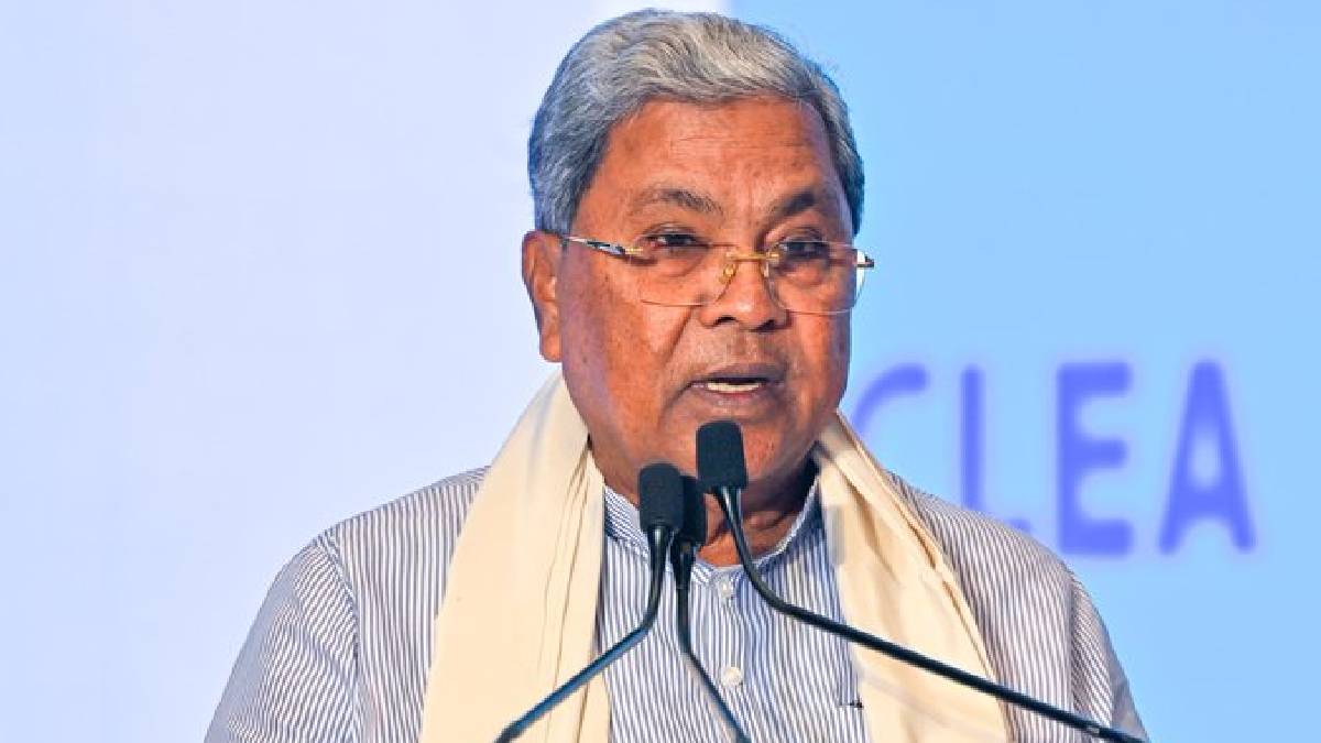 ಸಿದ್ದು, ಸಿಎಂ ಕುರ್ಚಿಯಿಂದ ಕೆಳಗಿಳಿಯುತ್ತಿದ್ದಂತೆ ಮೈಸೂರಲ್ಲಿ ಮಹಾ ಸ್ಫೋಟ - ಇಂಟರ್ನೆಟ್ ಹರಿದುಹಾಕುತ್ತಿದೆ ಹಳೇ ವಿಡಿಯೋ!!