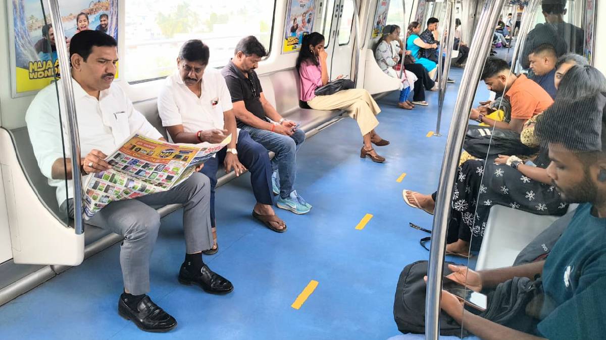 ಕಾರ್ ಬಿಟ್ಟು ಮೆಟ್ರೋ ಹತ್ತಿದ ಬಿಜೆಪಿ ಅಧ್ಯಕ್ಷ ವಿಜಯೇಂದ್ರ - ಮೌನ ಮುರಿದು ಕಾಂಗ್ರೆಸ್‌ಗೆ ಕೊಟ್ಟ ಖಡಕ್ ಕೌಂಟರ್!!