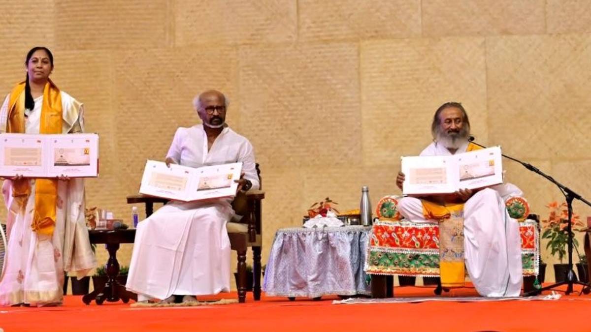 ಜಗತ್ತಿಗೆ ನೆಮ್ಮದಿಯ ಹಾದಿ ತೋರಿಸಿದ 'ಗುರೂಜಿ'ಗೆ ಈಗ 70ರ ಸಂಭ್ರಮ - ಆರ್ಟ್ ಆಫ್ ಲಿವಿಂಗ್ 45ನೇ ವರ್ಷದ ಮೈಲಿಗಲ್ಲು!!