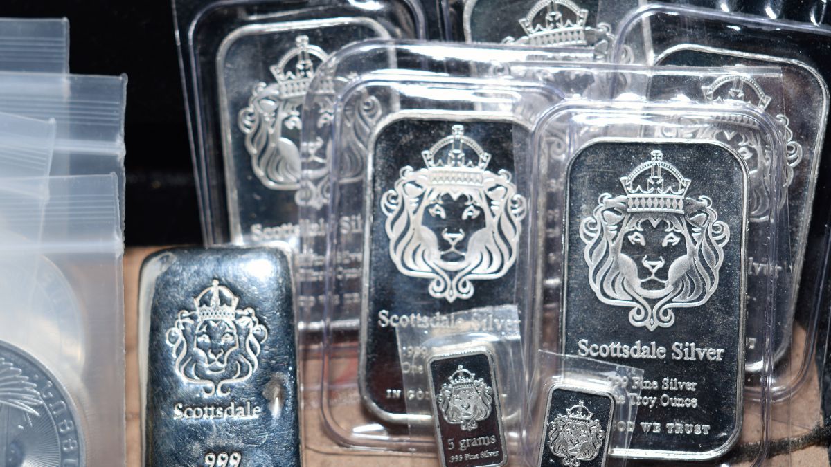 Silver Price Today: MCX Silver Drops Over Rs 5,000 Amid Dollar Strength And Iran Tensions