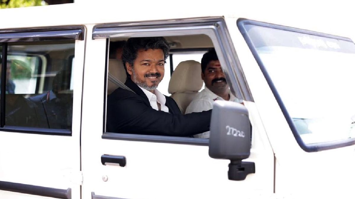 Tamil Nadu CM S. Joseph Vijay Hands Over 40 New Vehicles to Health Directorate
