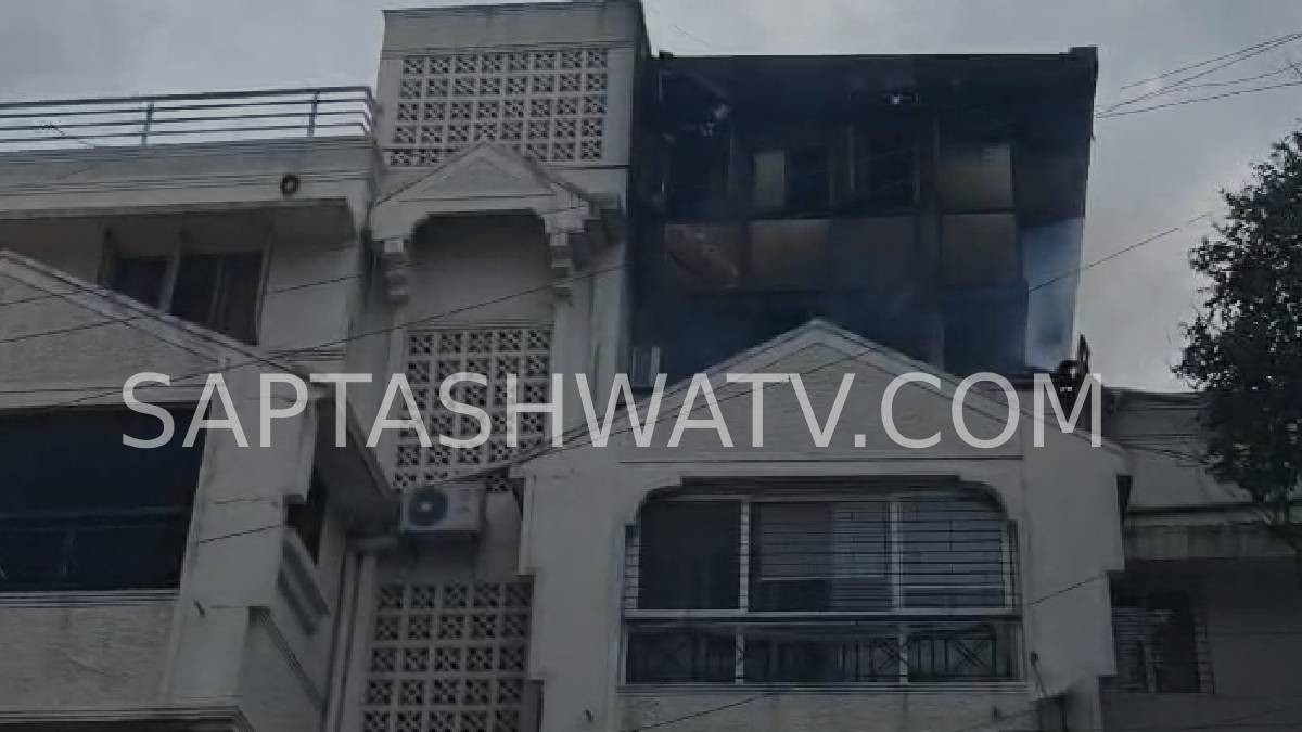Bengaluru Fire News: Suspected LPG Cylinder Explosion Triggers Blaze at Ashok Nagar Apartment