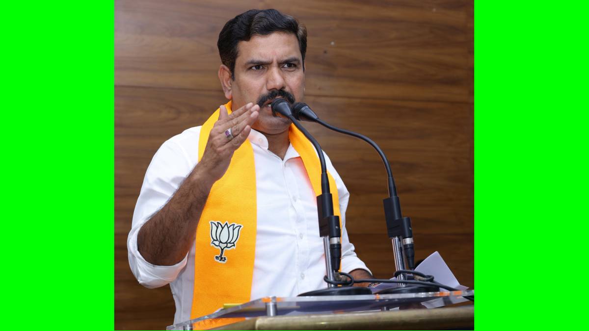ಧರ್ಮಸ್ಥಳ ವಿಚಾರದಲ್ಲಿ ದೊಡ್ಡ ಷಡ್ಯಂತ್ರ, ಸತ್ಯಾಸತ್ಯತೆ ಹೊರಗೆ ಬರಲಿ - ಕಾಂಗ್ರೆಸ್ ಸರ್ಕಾರಕ್ಕೆ ಬಿ.ವೈ. ವಿಜಯೇಂದ್ರ ಕಡಕ್ ಎಚ್ಚರಿಕೆ!!