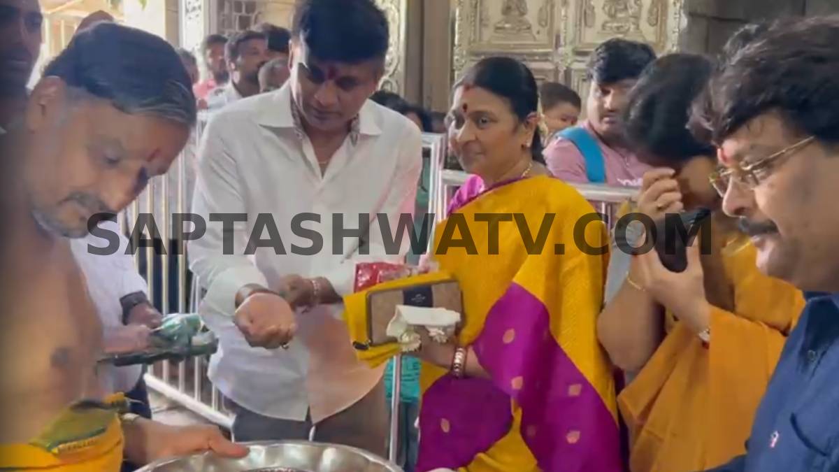 ಮೈಸೂರಲ್ಲಿ ಅಚ್ಚರಿಜಿ.ಟಿ. ದೇವೇಗೌಡರ ಕಾಲಿಗೆ ಬಿದ್ದ - ತಮಿಳುನಾಡು ಸಿಎಂ ಸ್ಟಾಲಿನ್ ಪತ್ನಿ ದುರ್ಗಾ ಕಾರಣವೇನು?