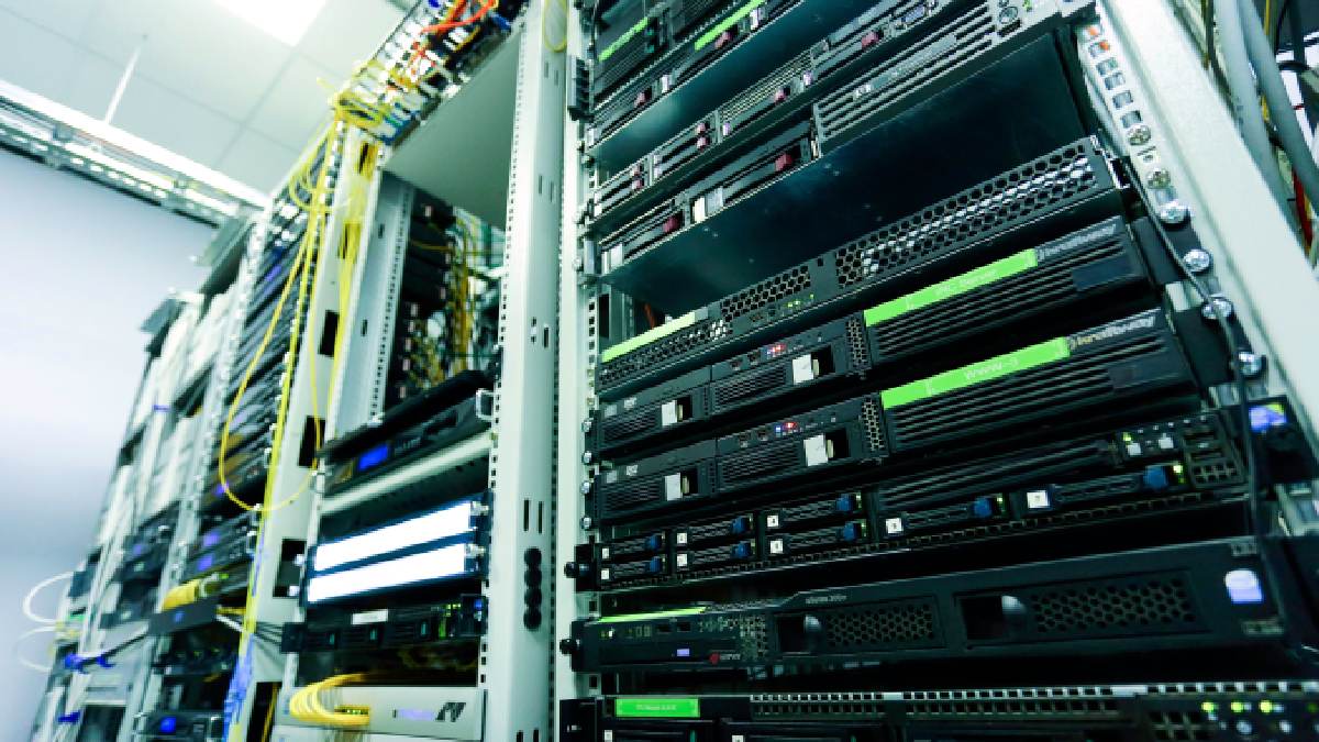 Climate Change Could Disrupt India’s AI Ambitions, New Study Reveals