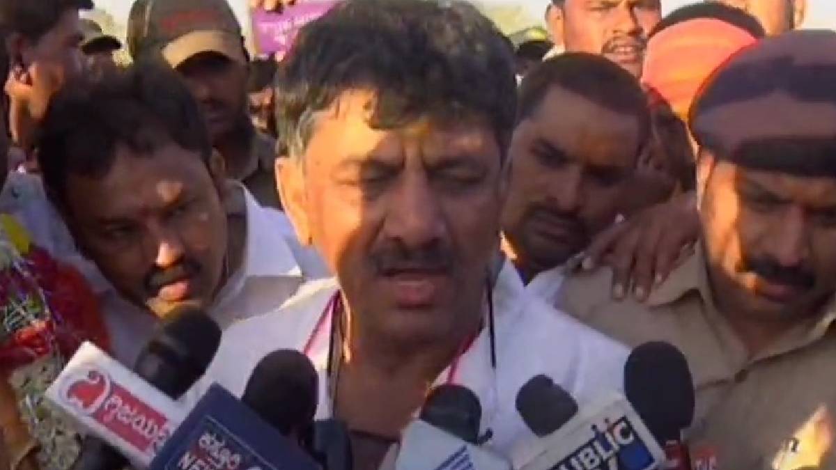 ಮೈಲಾರಲಿಂಗೇಶ್ವರನ ಪವಾಡ - ಡಿಕೆಶಿ ಸಿಎಂ ಆಗಲು ಬೆಳ್ಳಿಯ ಹೆಲಿಕಾಪ್ಟರ್ ಹರಕೆಯೇ ಕಾರಣ?