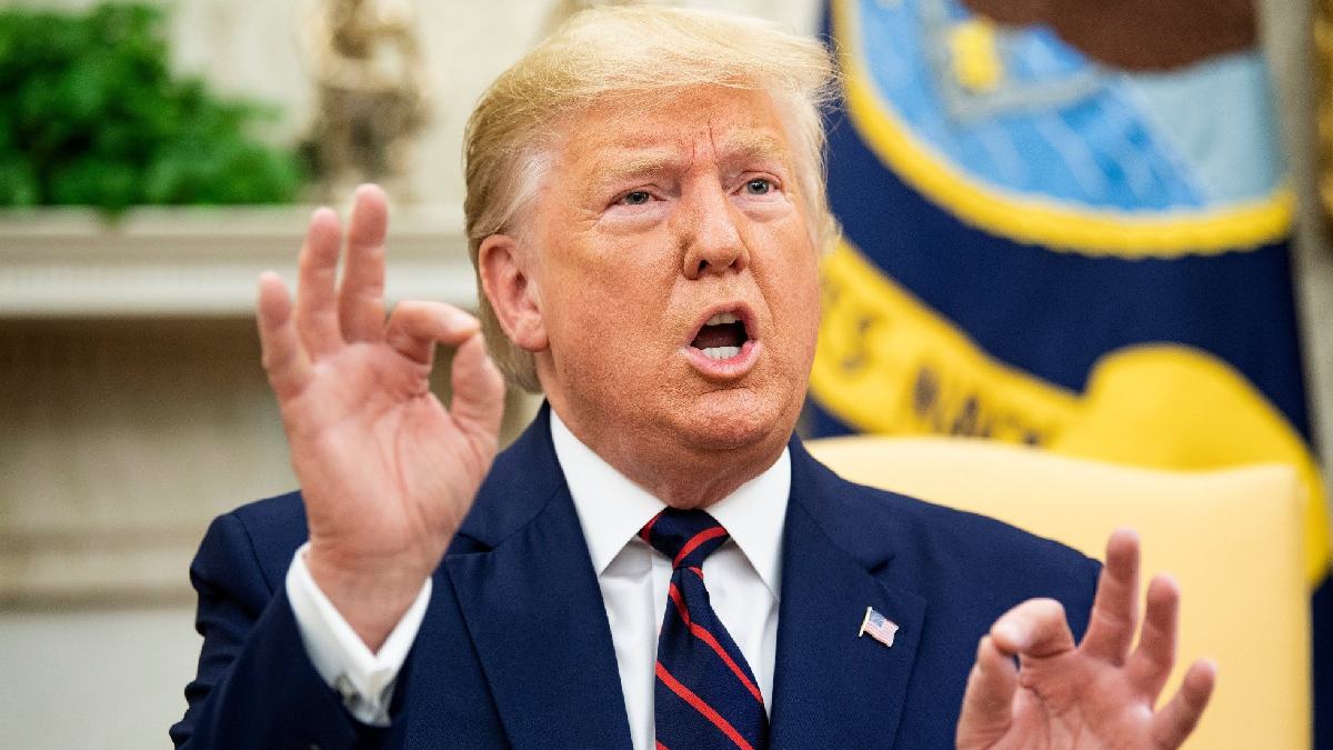 Trump Threatens Massive Strike on Iran, Vows to Take Control of Key Oil Infrastructure