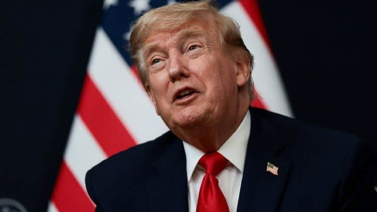 Trump Warns Iran Over Nuclear Inspections and Strait of Hormuz Dispute