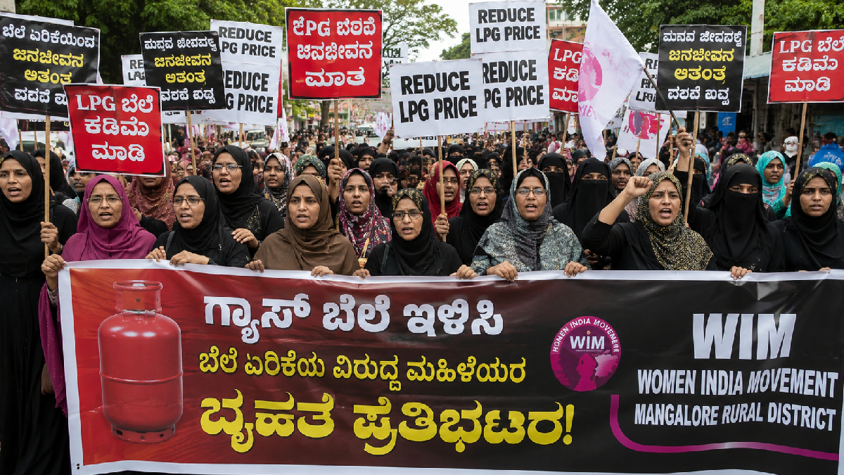 ಪ್ರತಿಭಟನೆಯಲ್ಲಿ ಮುಖ್ಯ ಅತಿಥಿಯಾಗಿ ಭಾಗವಹಿಸಿದ್ದ  | Photo Credit: AI IMAGE