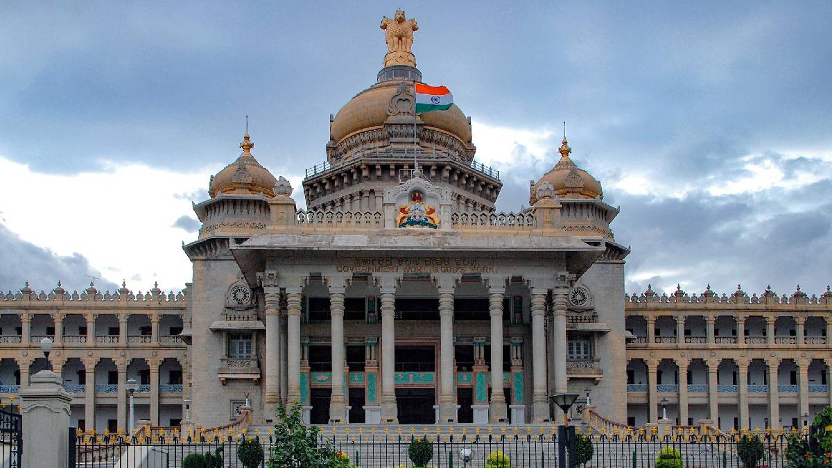 ನಿರುದ್ಯೋಗಿಗಳಿಗೆ ಬಂಪರ್ ಸುದ್ದಿ - 65,000 ಸರ್ಕಾರಿ ಹುದ್ದೆಗಳ ಭರ್ತಿಗೆ ಮಹತ್ವದ ಆದೇಶ!!