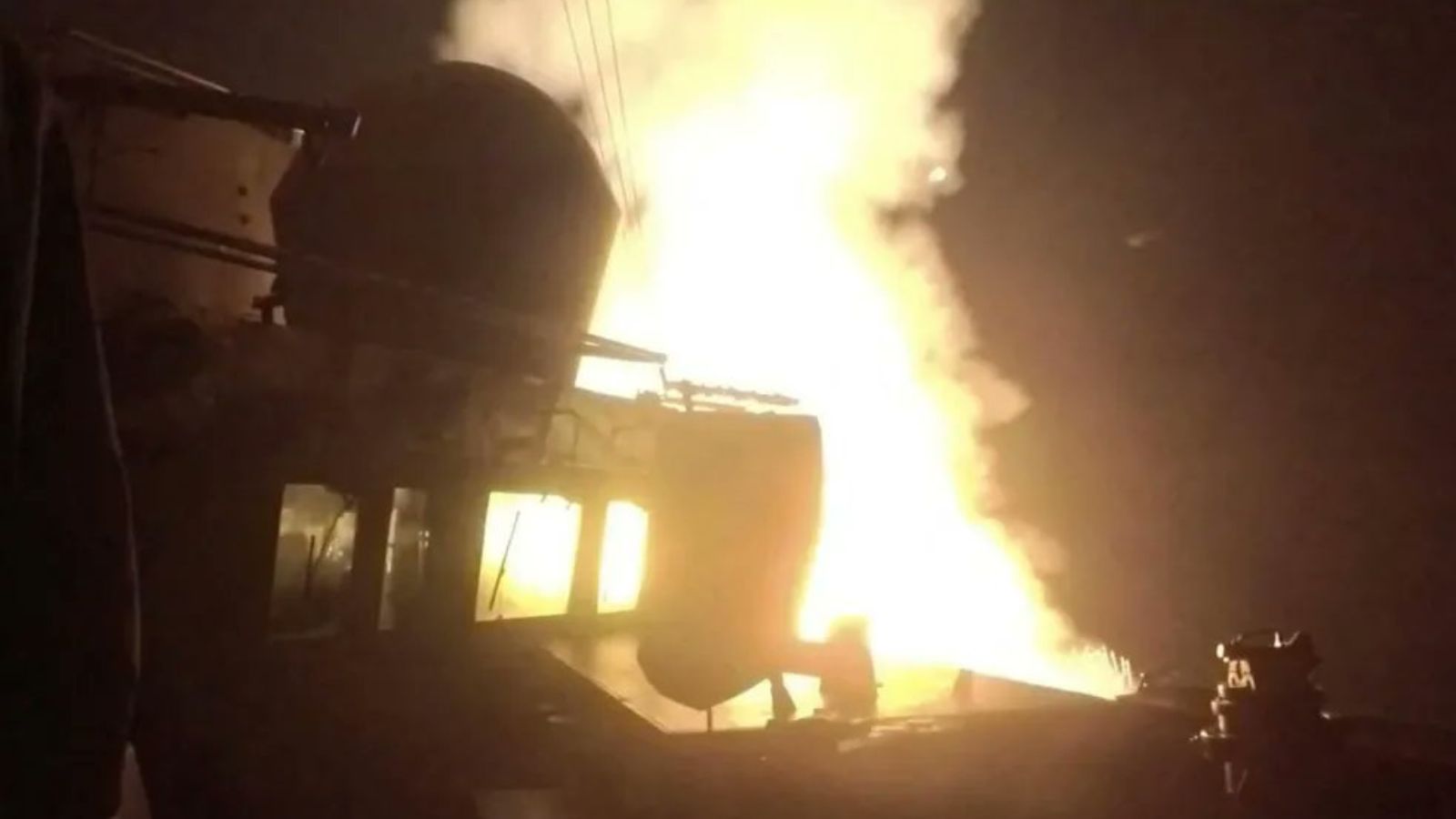 US Strikes Iran for Second Day as CENTCOM Denies Strait of Hormuz Closure