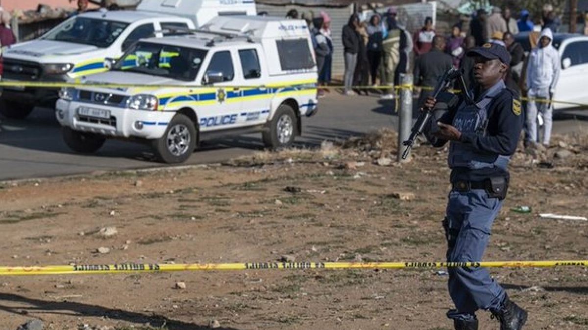 Johannesburg Mass Shooting Leaves 12 Dead, 9 Injured as Police Launch Manhunt