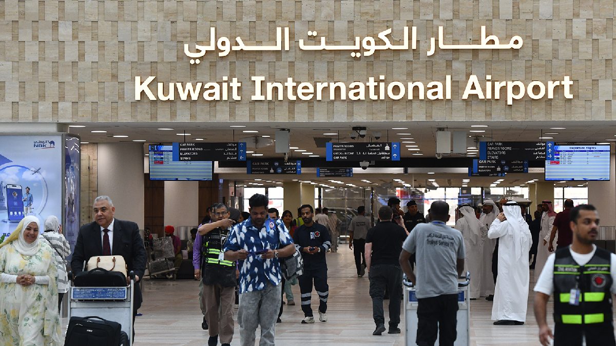Kuwait Activates Airport Emergency Plan, Suspends Flights Following Iranian Missile Attack