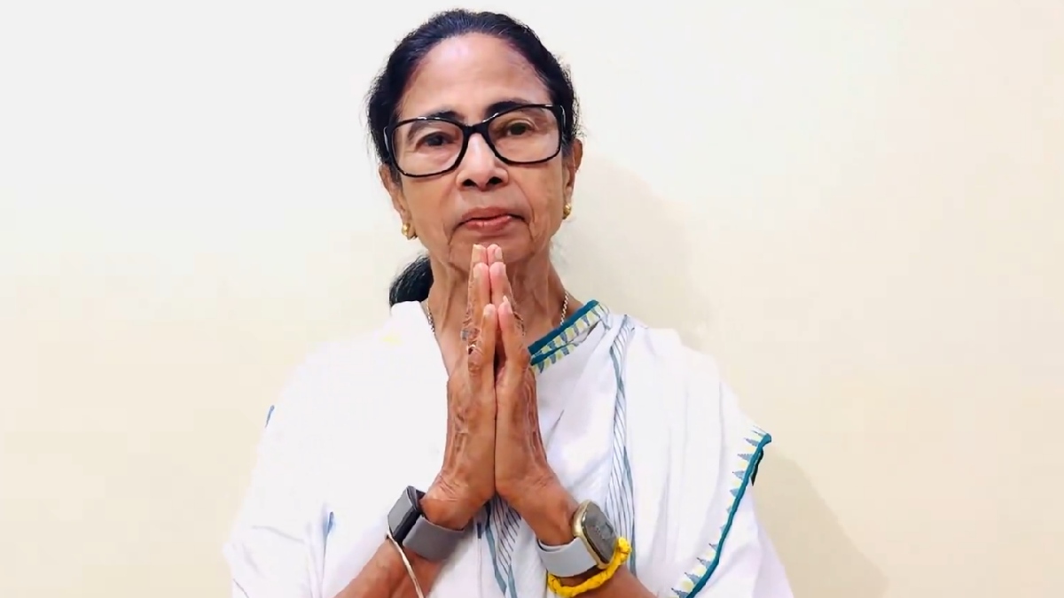 TMC Expels Firhad Hakim, Aroop Biswas Among 8 Senior Leaders Amid Major Internal Revolt