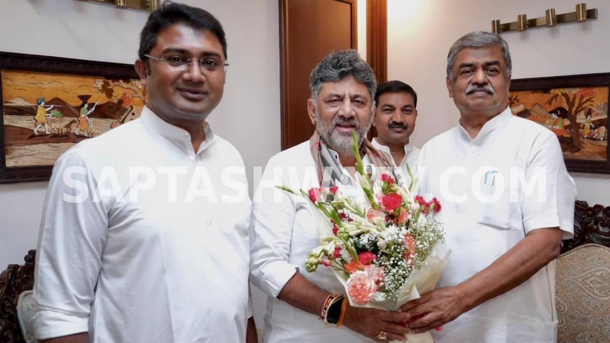 ದೆಹಲಿಯಲ್ಲಿ ಹೈ-ವೋಲ್ಟೇಜ್ ಮೀಟಿಂಗ್