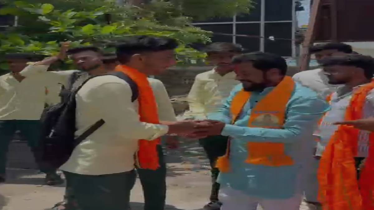 ಕಲಬುರಗಿಯಲ್ಲಿ ಹೈಡ್ರಾಮಾ!- ಶ್ರೀರಾಮ ಸೇನೆಯಿಂದ ದಿಢೀರ್ ಕೇಸರಿ ಅಭಿಯಾನ, ಶಾಕ್ ಆದ ಕಾಲೇಜು ಮಂಡಳಿ!!