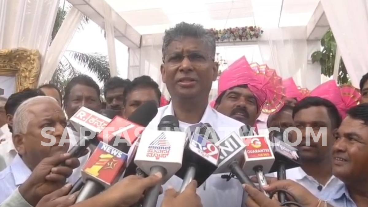 ರಾಜ್ಯ ರಾಜಕಾರಣದಲ್ಲಿ ಹಠಾತ್ ಇಡಿ ಬಾಂಬ್ - ಸಚಿವ ಸತೀಶ್ ಜಾರಕಿಹೊಳಿ ಸಂಬಂಧಿ ವೈ. ಮಂಜುನಾಥ್ ಮನೆಗಳ ಮೇಲೆ ಜಾರಿ ನಿರ್ದೇಶನಾಲಯ ದಾಳಿ!!