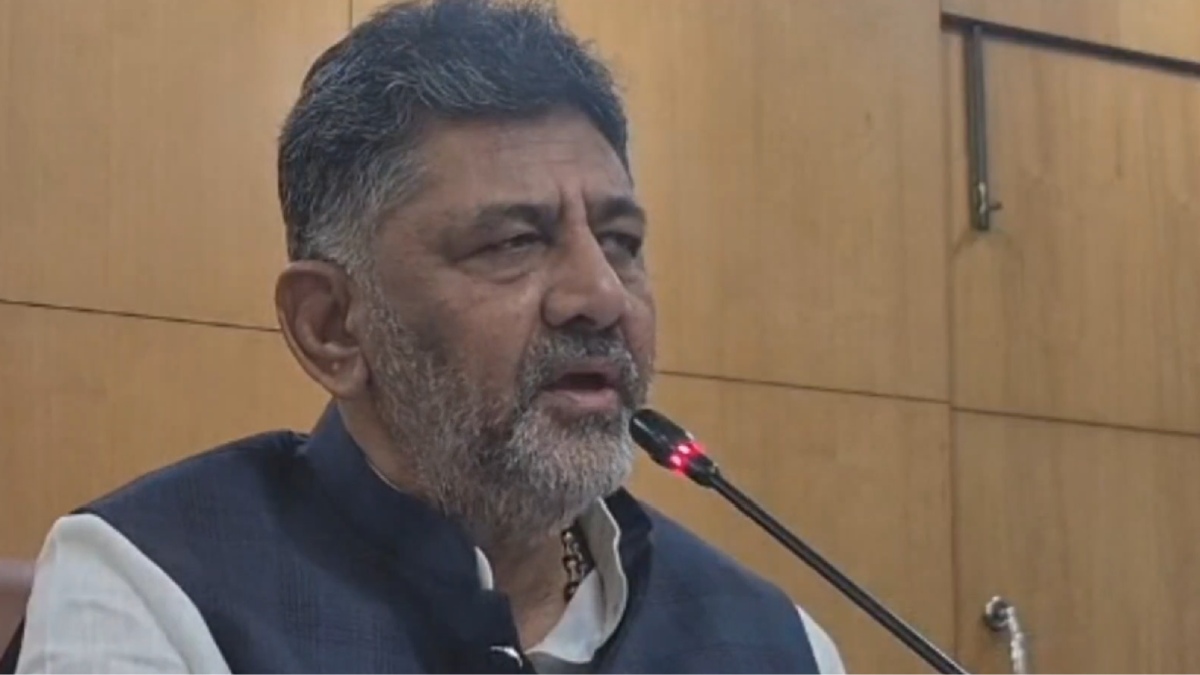 DK Shivakumar Urges Karnataka Voters to Complete Electoral Roll Revision, Warns of Losing Voting Rights