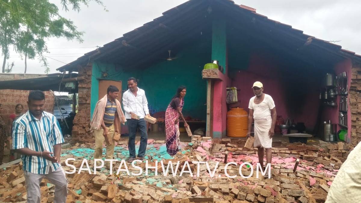 ಬೆಳಗಾವಿ ಭೀಕರ ಮಳೆ - ತಿಂಡಿ ತಿನ್ನುವ ವೇಳೆ ಕುಸಿದ ಗೋಡೆ, 7 ಜೀವಗಳು ಪವಾಡಸದೃಶ ಪಾರು!!