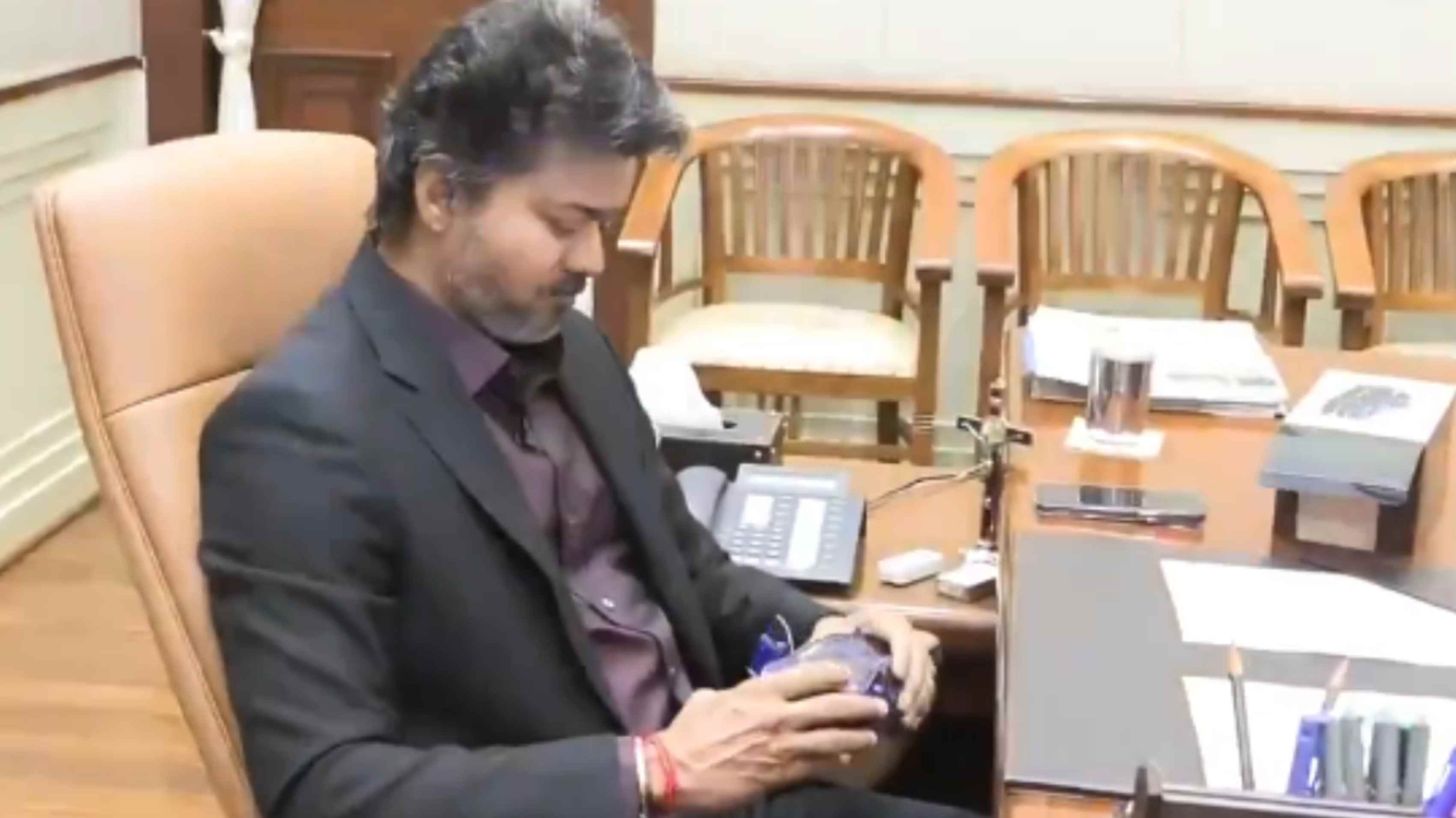 Chief Minister Vijay Receives Toy Car Gift, Internet Wants to Know the Details