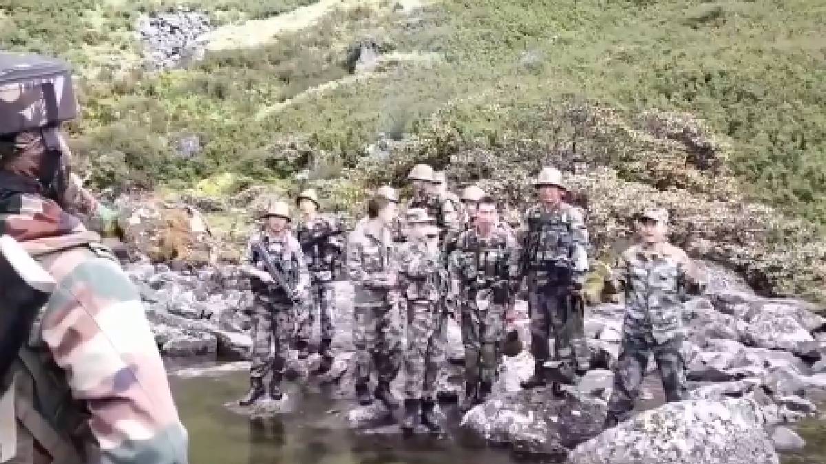 A small squad of Chinese soldiers are in a standoff in a disputed area between China and India | Photo Credit: https://x.com/xie_wanjun