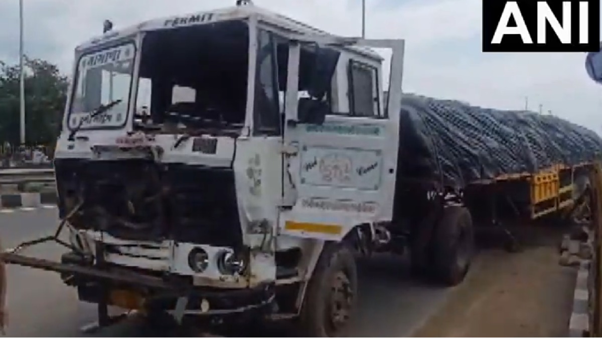 Trailer Truck Runs Over Three Children on Ajmer Highway, Parents Seriously Injured